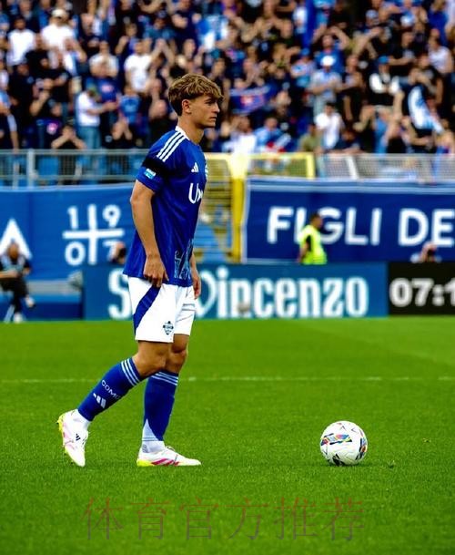 球迷问尼科明年加盟皇马吗?尼科:别胡闹了 球迷问尼科明年加盟皇马吗?尼科:别胡闹了